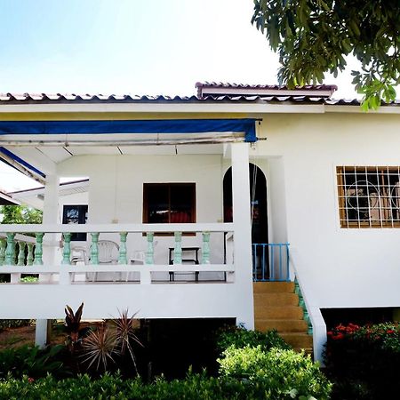 Sunrise Beach Villa Surat Thani Extérieur photo